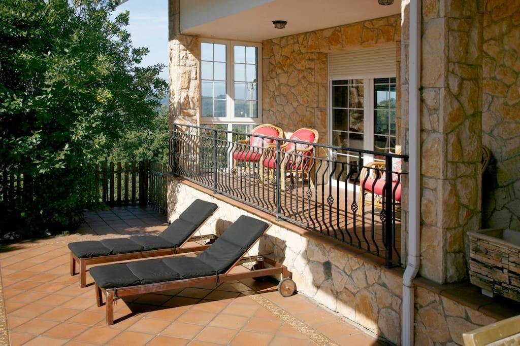 Chalet Con Magnificas Vistas Al Mar Perlora Exterior photo
