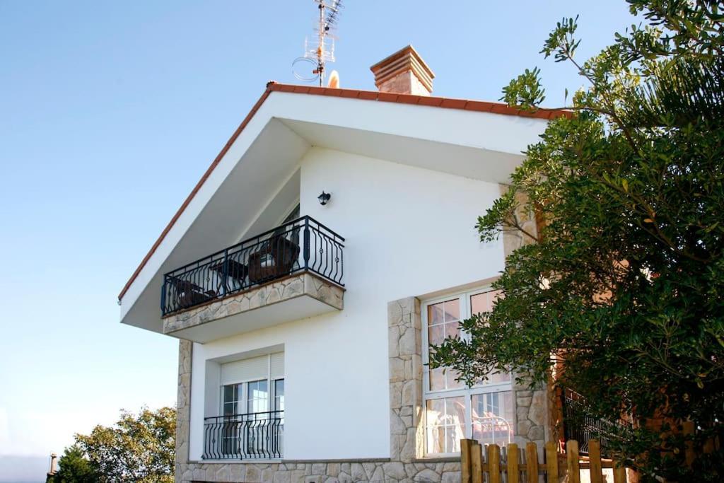 Chalet Con Magnificas Vistas Al Mar Perlora Exterior photo