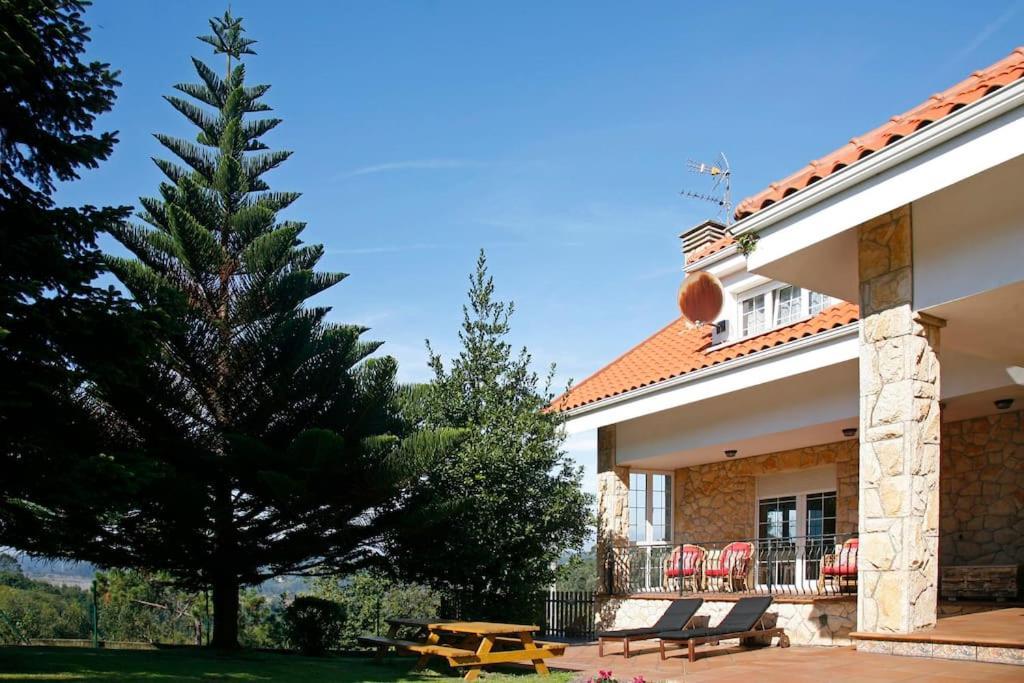 Chalet Con Magnificas Vistas Al Mar Perlora Exterior photo