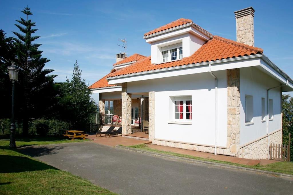 Chalet Con Magnificas Vistas Al Mar Perlora Exterior photo